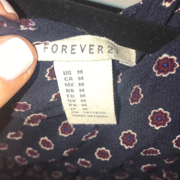 Forever 21 top; new with tag - Picture 3 of 5